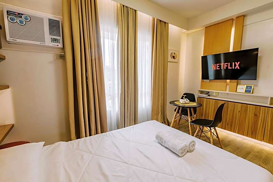 THE SUITE by The Hiltons