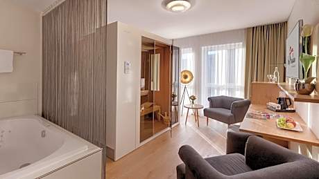 Suite with Sauna