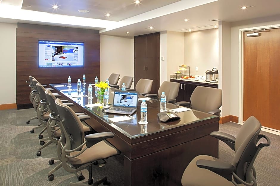 Hampton Inn By Hilton Silao Aeropuerto