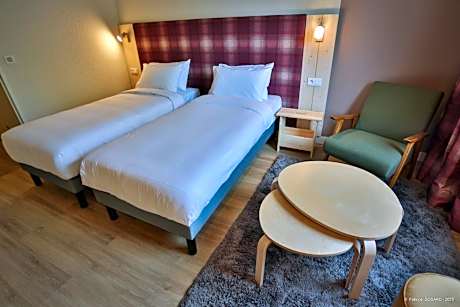 Twin Room with Balcony
