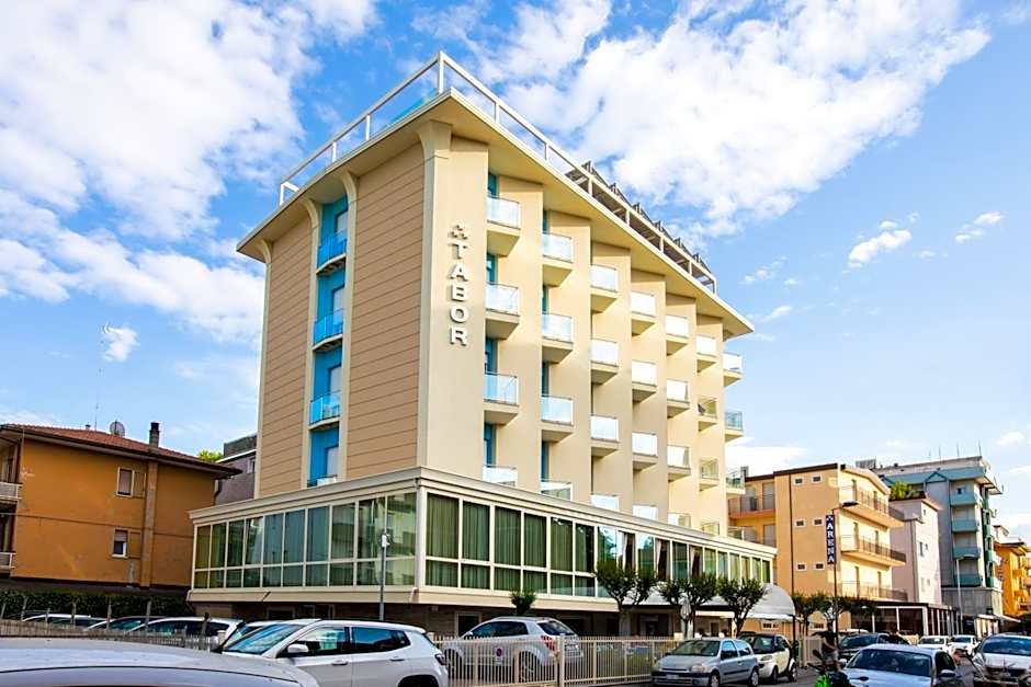 Photo 1 of 50 of Hotel Tabor