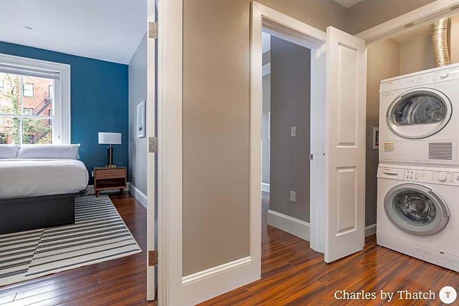 J Miller Flats by Thatch