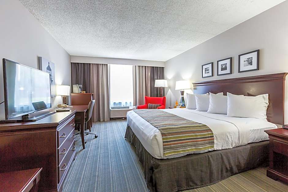 Country Inn & Suites by Radisson, Traverse City, MI