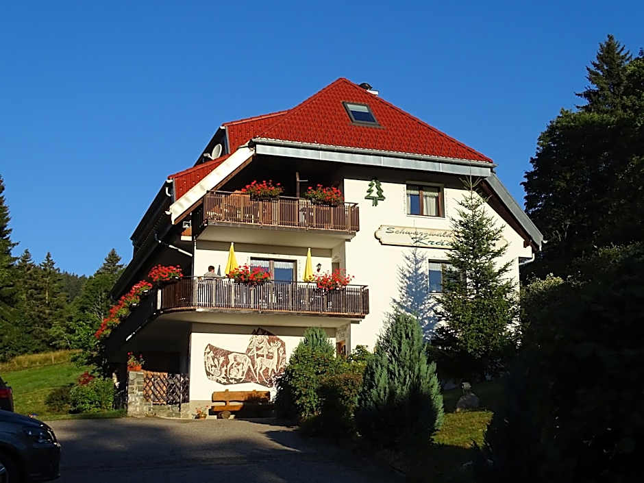 Schwarzwald-Hotel Kraeutle