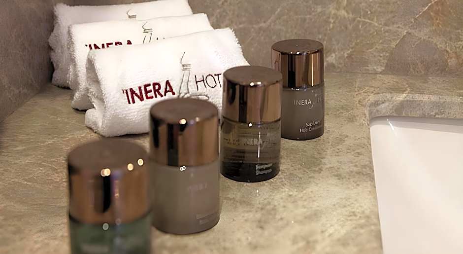 Inera Hotel