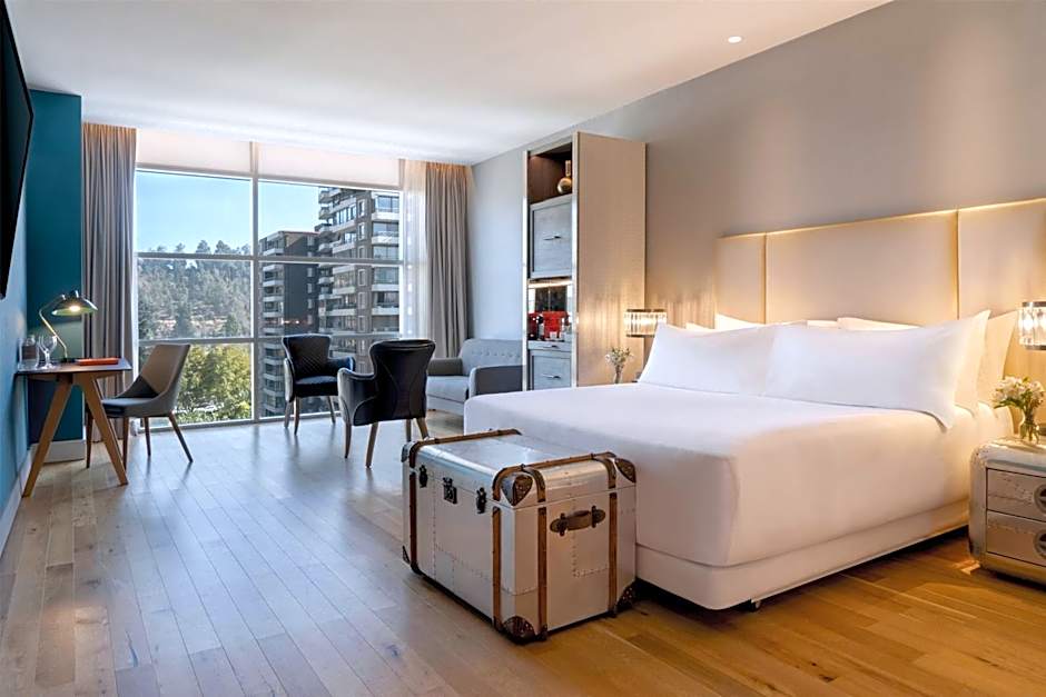 NH Collection Santiago Casacostanera