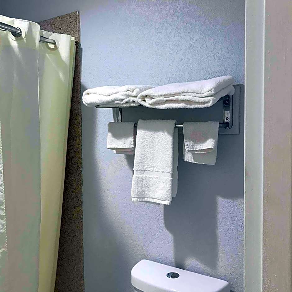 Walnut Inn - Checotah