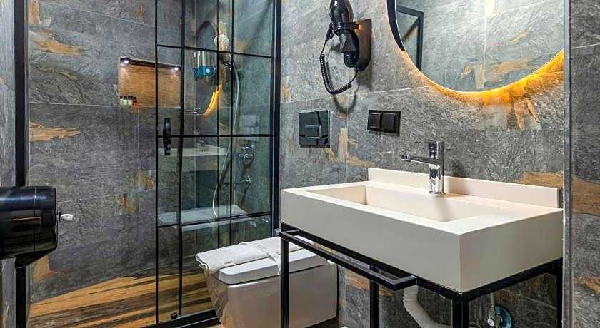 The Private Airport Hotel