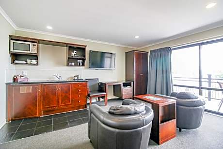 Executive One-Bedroom Suite