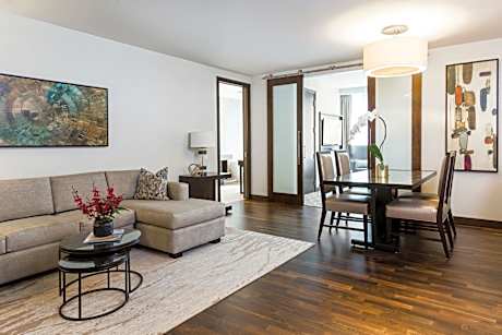 One-Bedroom Executive King Suite with Sofa Bed