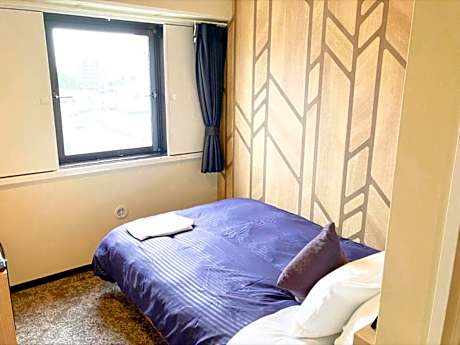 Double Room with Small Double Bed - Non-Smoking