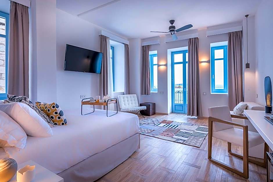 Shapes Luxury Suites