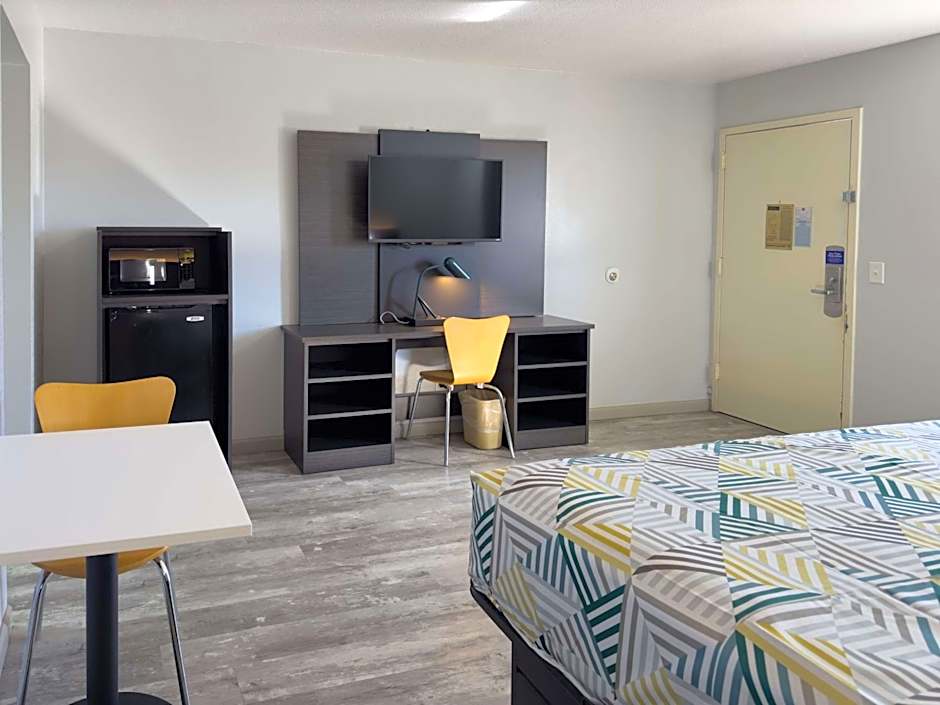 Motel 6-Dyersburg, TN