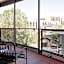 Inner-city 2 bedroom apartment - perfectly located