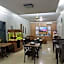 La Derra Hotel