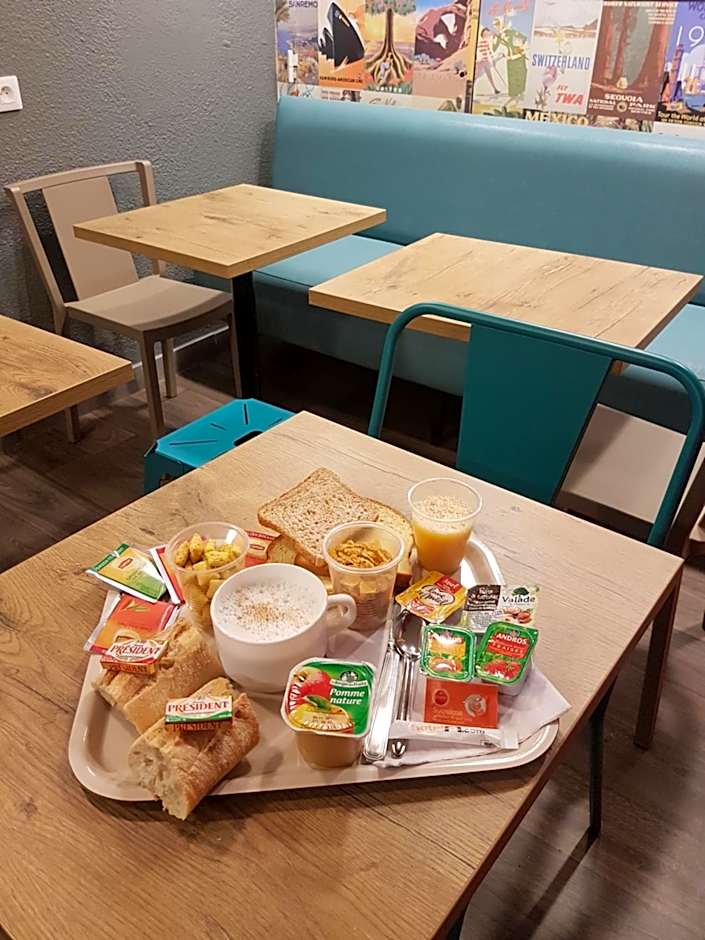 hotelF1 Lyon Saint Priest