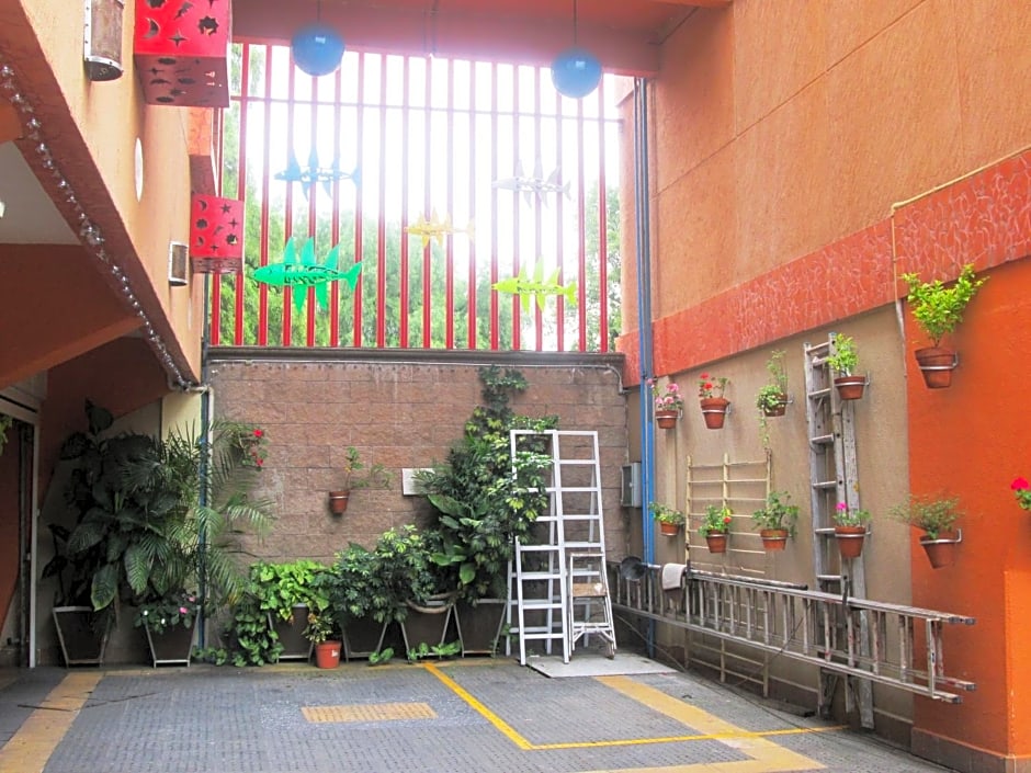 Hotel Real Azteca