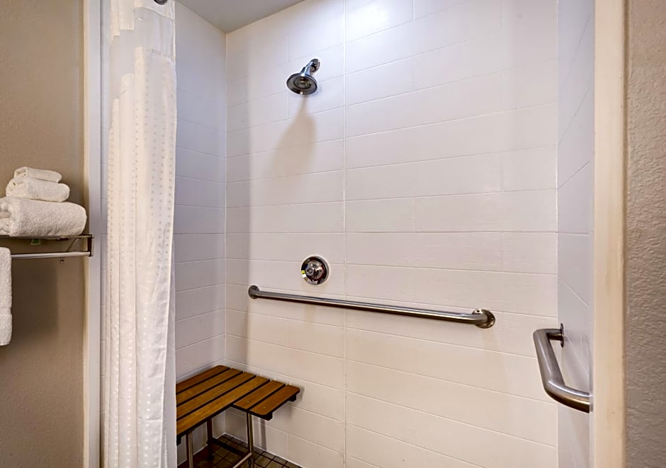 Holiday Inn Express Hotel & Suites Inverness By IHG