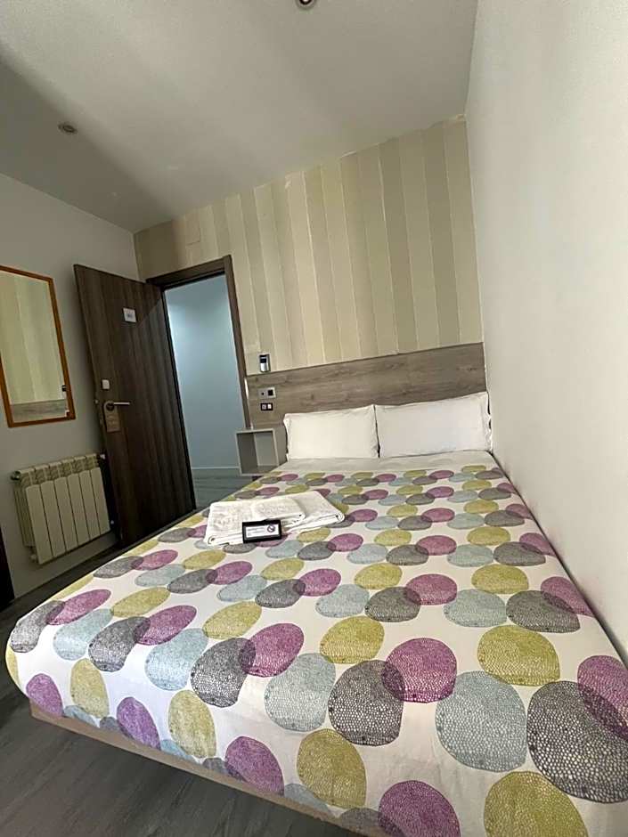 Hostal Abril Madrid