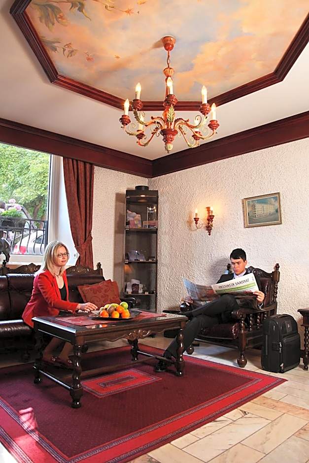 Hotel Astor