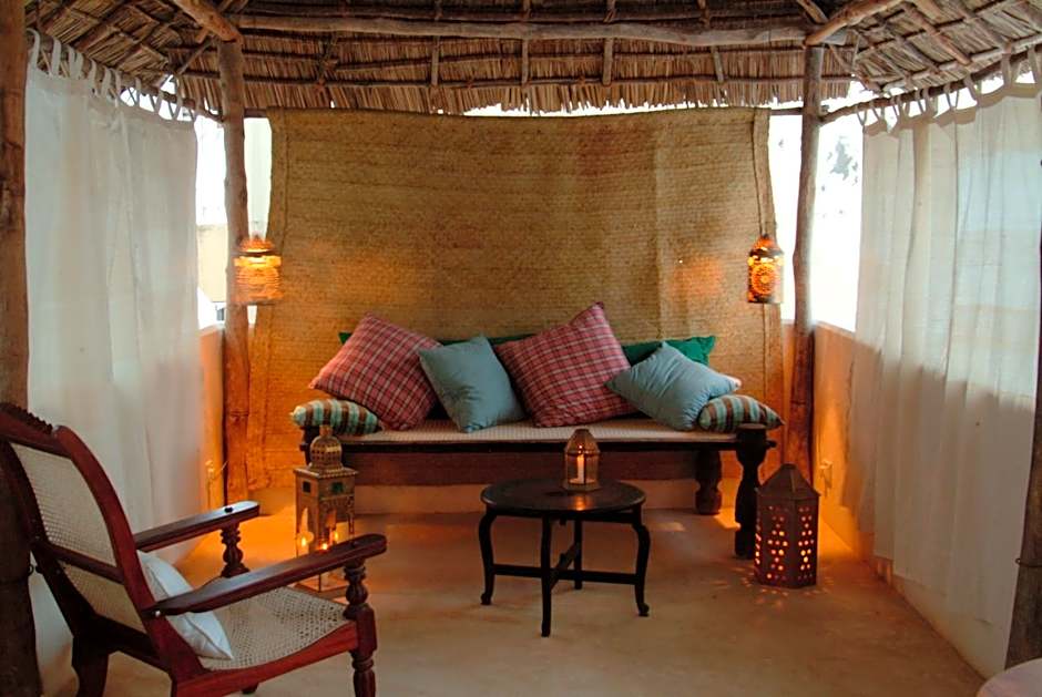 LAMU HOUSE