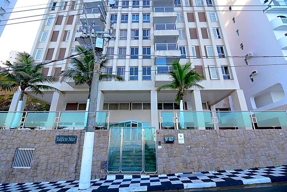 Apartamento no Morro do Maluf, frente ao mar
