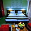 Hotel Forum - Free Parking for cars