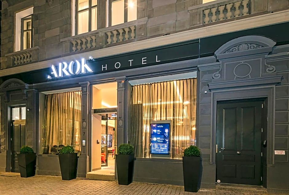 Hotel Arok