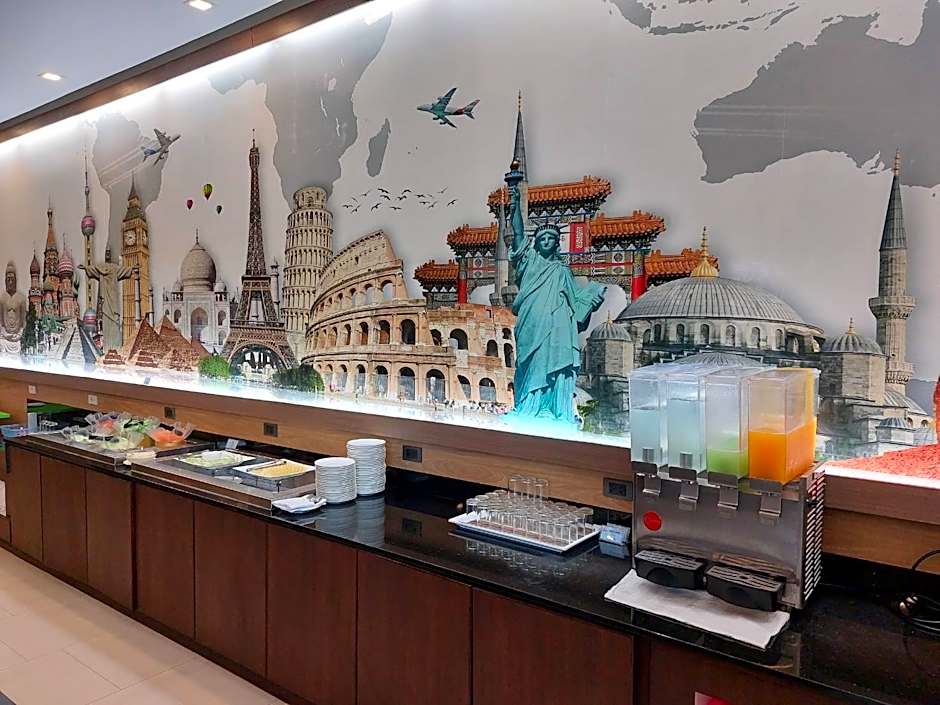 Vareena Palace Hotel