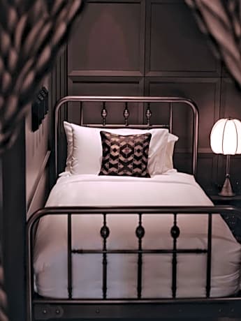 Single Room with Bath