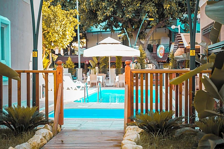 Han Apart Hotel Side