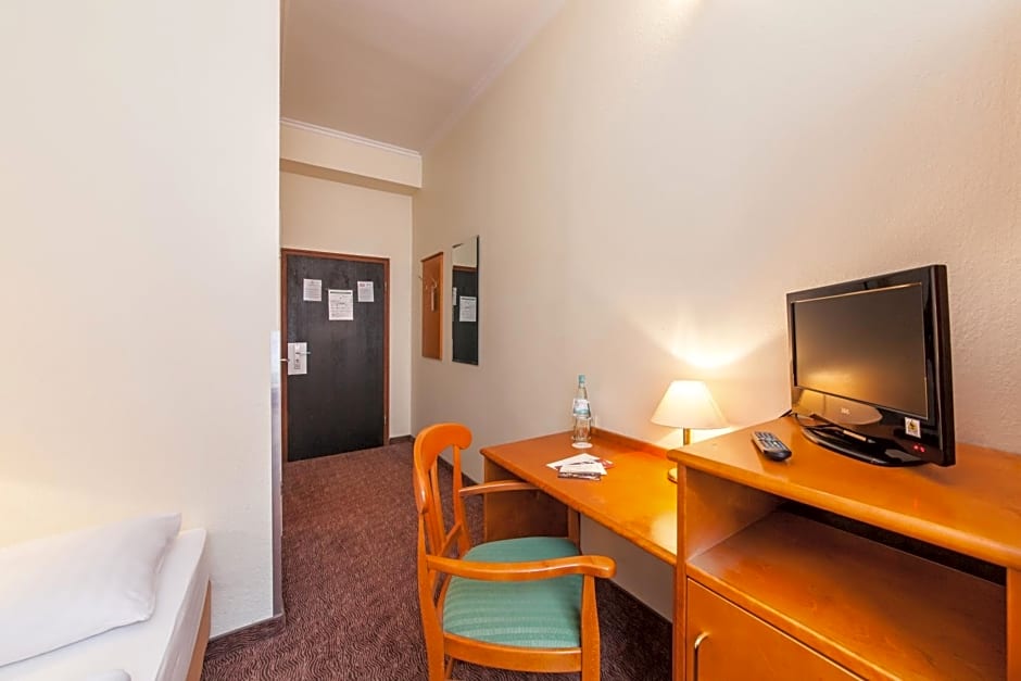 Hotel Ahl Meerkatzen Koln