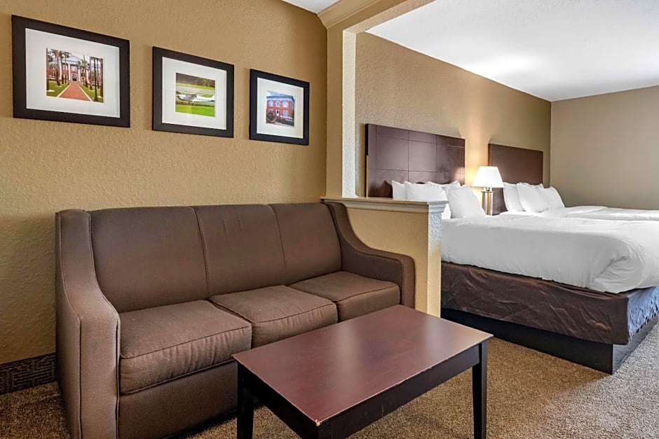 Comfort Inn & Suites DeLand - near University