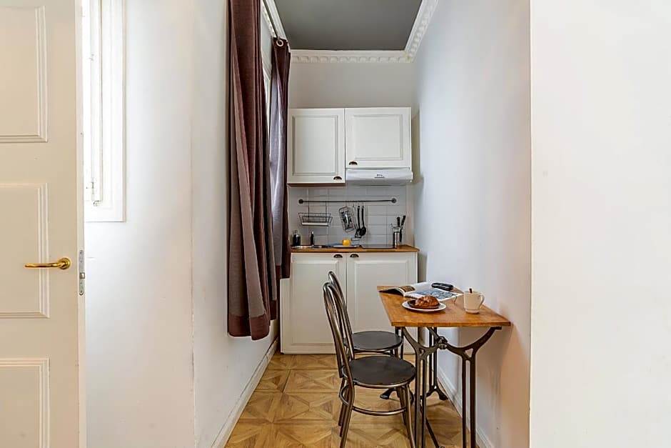 Casa Gracia Apartments