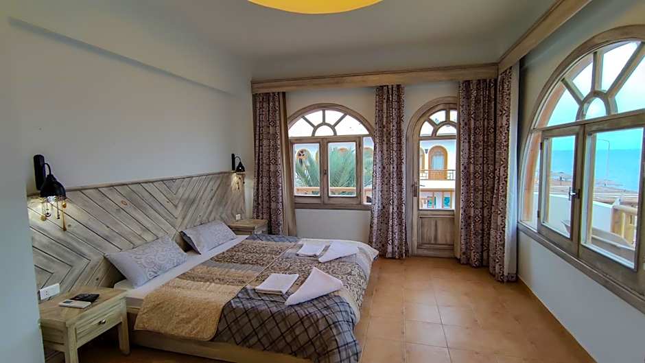 Shams Hotel & Dive Centre