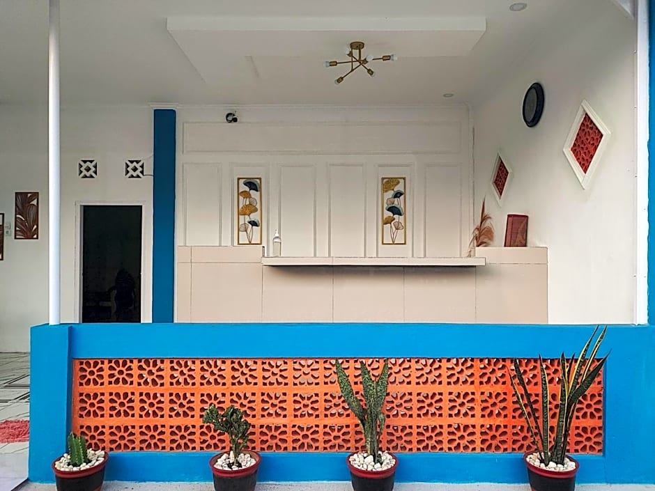 RedDoorz Syariah at Naffa Homestay