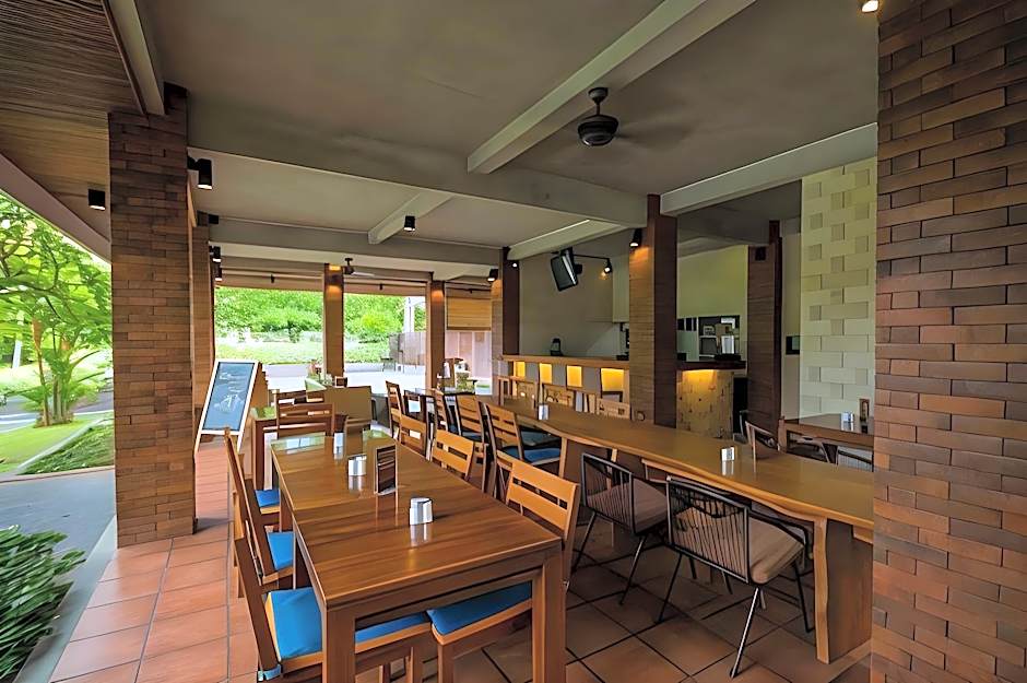 Kubu Cempaka Seminyak Hotel