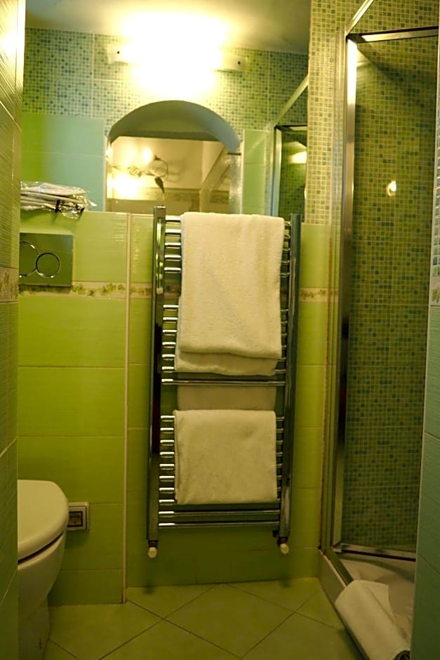 Hotel Ester