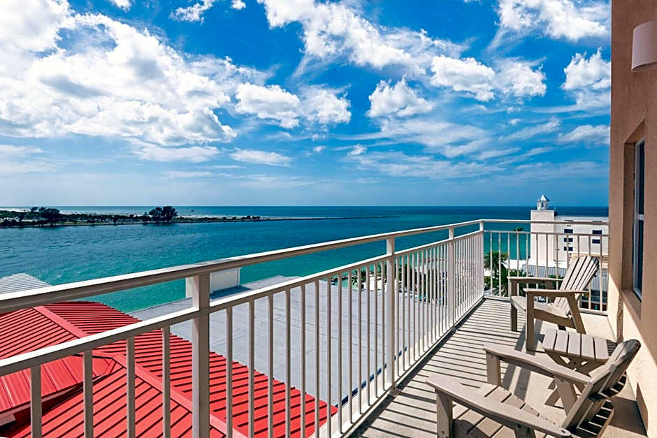 Hampton Inn By Hilton and Suites Clearwater Beach