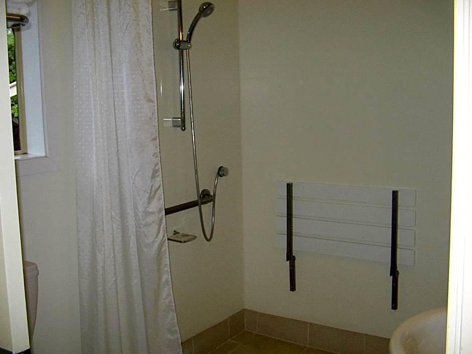 Shortland Court Motel