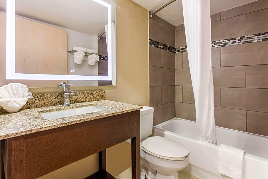 Quality Inn & Suites - Myrtle Beach
