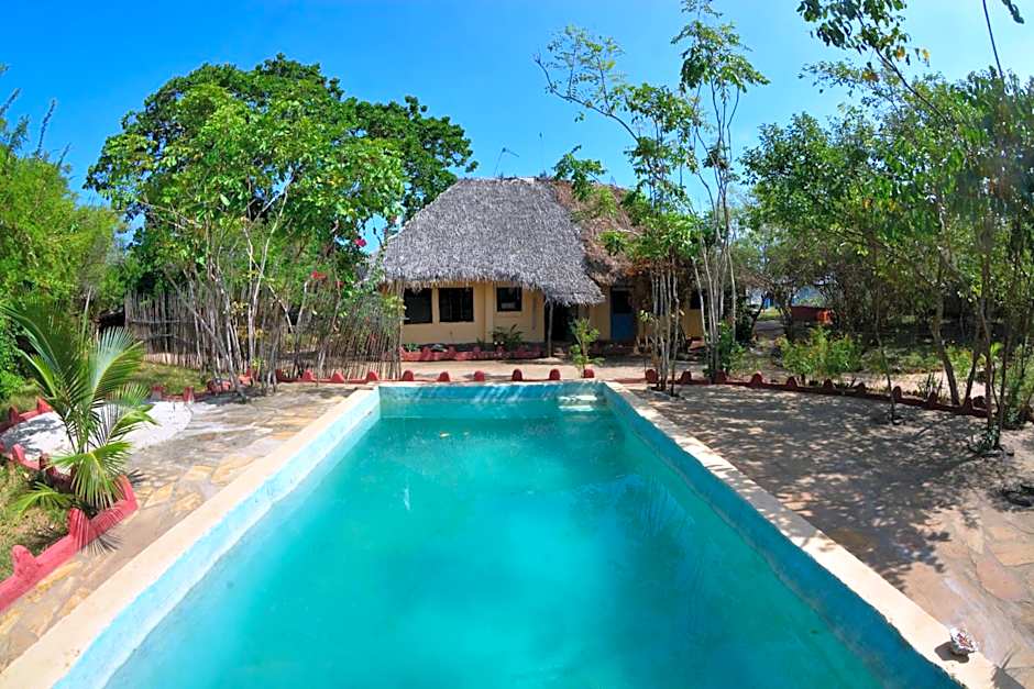 Gecko Nature Lodge Home of Swahili Divers the BEST dive center and Famous Gecko Restaurant