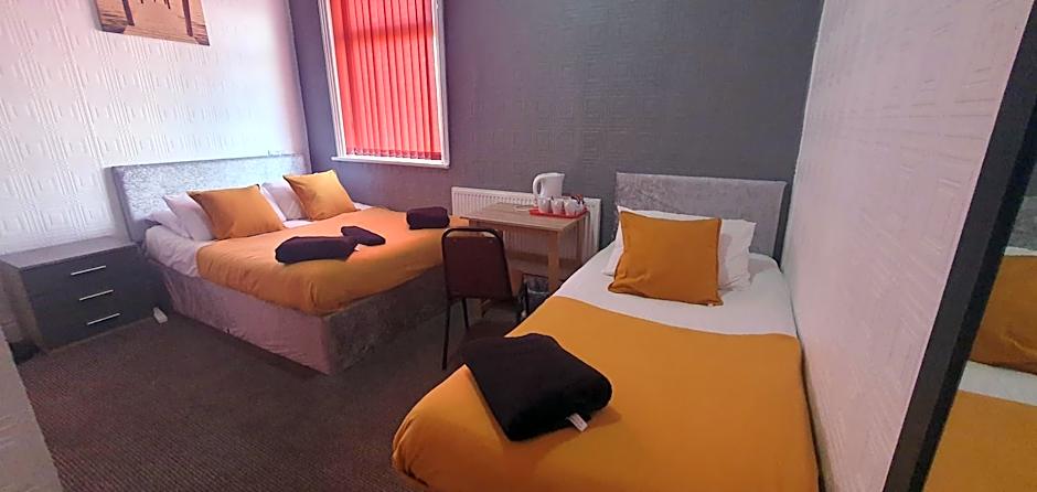 Las Palmas Hotel by the Sea