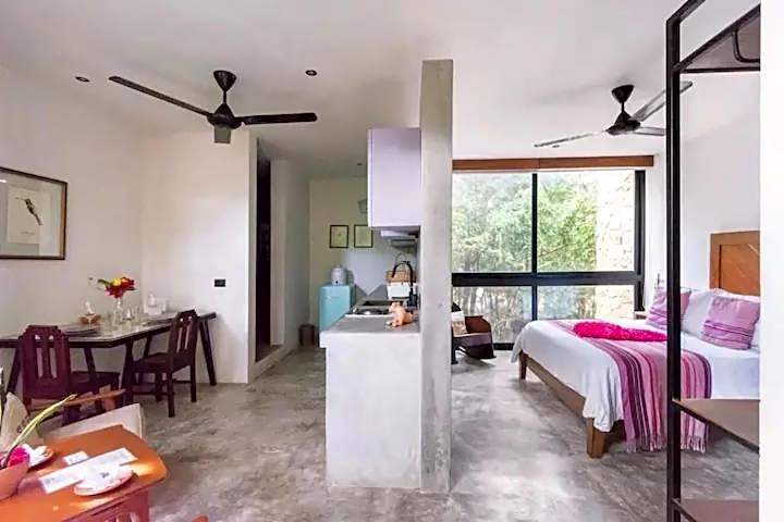 La Casa de María 11:11