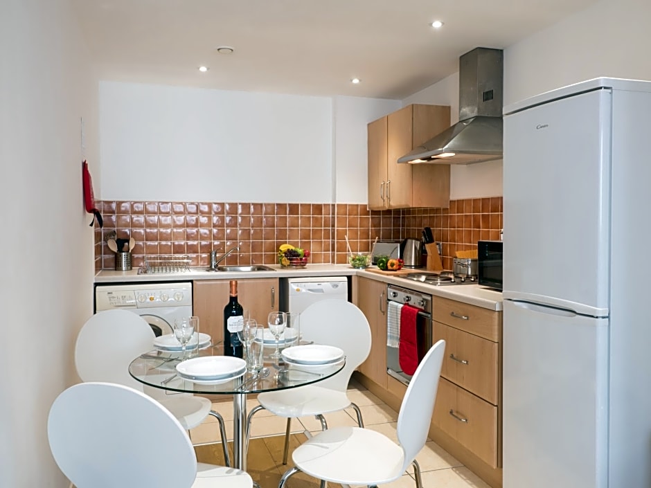 Base Serviced Apartments - Duke Street