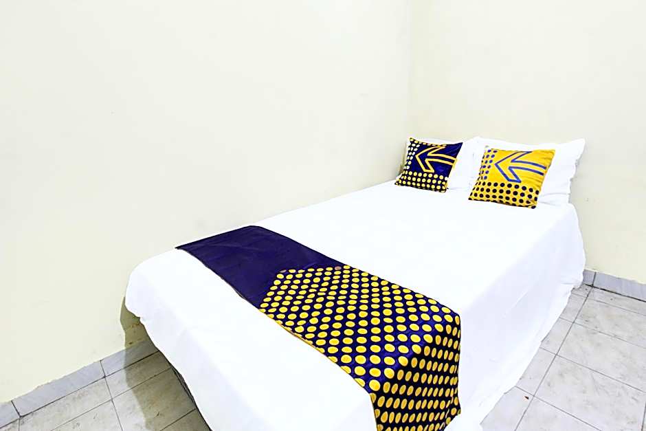 OYO Life 93284 Kos Cendana Raya