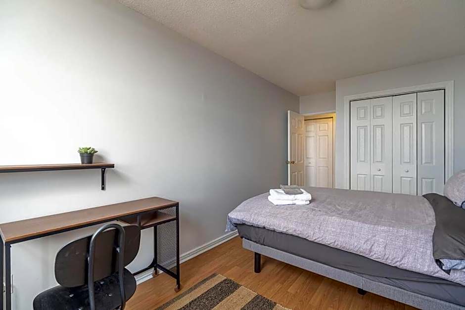 Bright DT Apt #7A, Amazing View