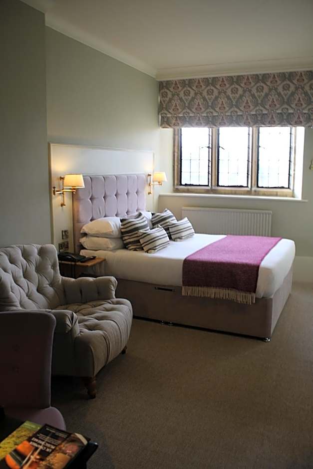 Castle Hotel