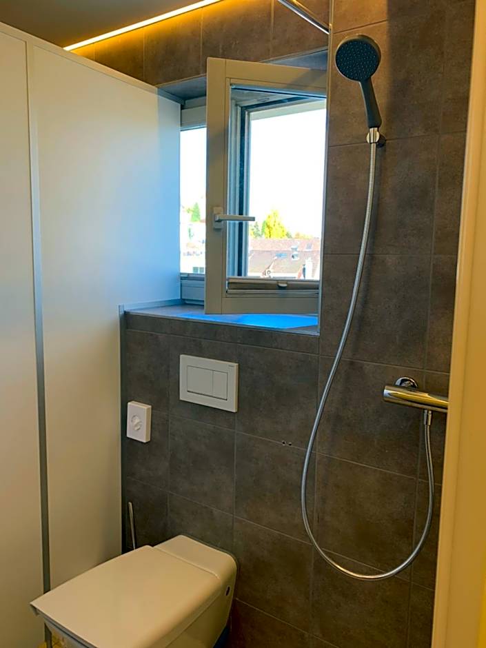 Capsule Hotel - Lucerne TheLAB