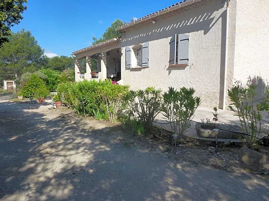 Chambre d'hôtes La Pinede